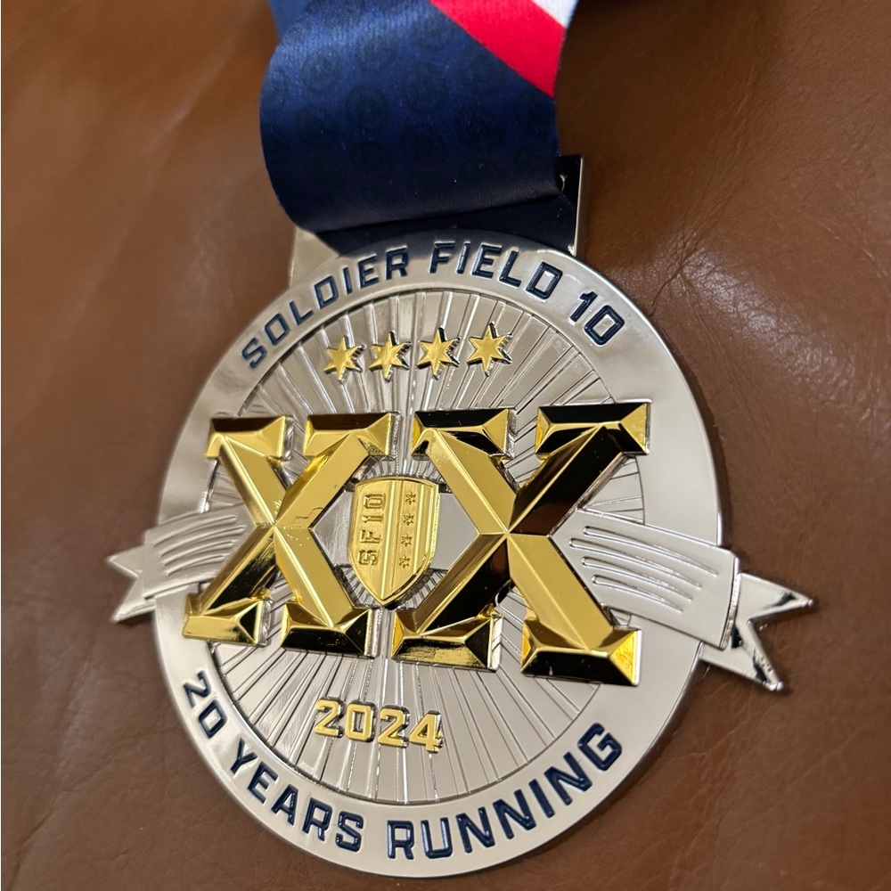 Soldier Field 10 Mile Run Medal